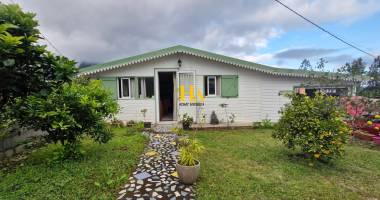 saint joseph -grand coude - maison 96 m²