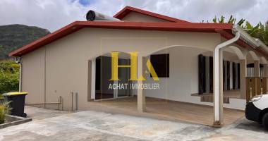 maison 4 pièces 120 m2  sur 1000m2 de terrain -la plaine des palmistes