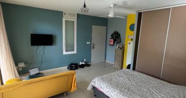 appartement  t1 meublé - st gilles les hauts