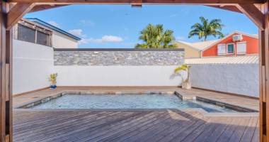maison moderne de plain pied, très bien située